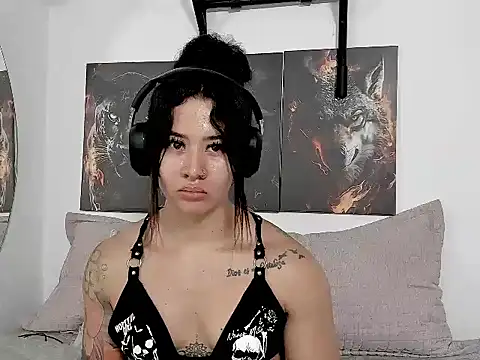 Snapshot of AngelMartinss chatting on May 16, 2026, 3:03 am AngelMartinss online show from May 16, 2026, 3:03 am