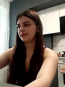 Snapshot of Eveline5038 chatting on May 14, 2026, 5:25 am Eveline5038 online show from May 14, 2026, 5:25 am
