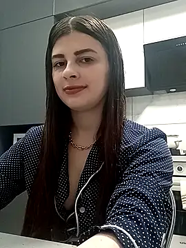 Snapshot of Eveline5038 chatting on May 15, 2026, 6:48 pm Eveline5038 online show from May 15, 2026, 6:48 pm