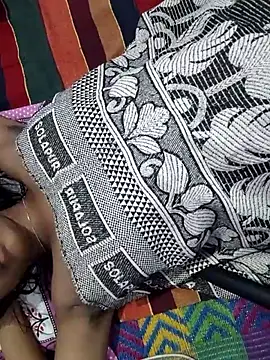 Snapshot of Priya_bby_01 chatting on May 11, 2026, 8:17 pm Priya bby 01 online show from May 11, 2026, 8:17 pm