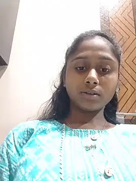 Snapshot of Priya_bby_01 chatting on May 18, 2026, 1:39 pm Priya bby 01 online show from May 18, 2026, 1:39 pm