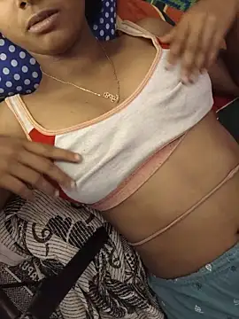 Snapshot of Priya_bby_01 chatting on May 20, 2026, 3:56 am Priya bby 01 online show from May 20, 2026, 3:56 am