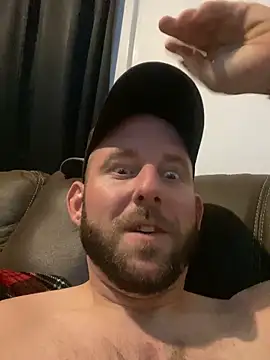 phattyluv89 online show from May 8, 2026, 2:17 am