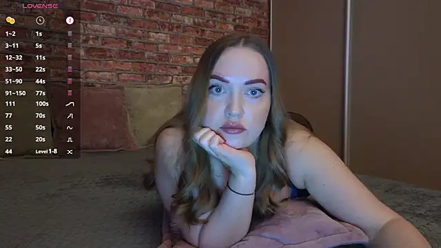 Snapshot of LeryKiss chatting on April 22, 2026, 2:40 pm LeryKiss online show from April 22, 2026, 2:40 pm