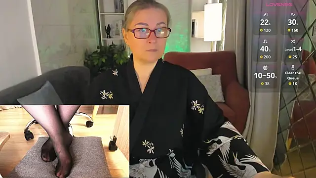 Alexandra Kind online show from May 30, 2026, 8:39 pm