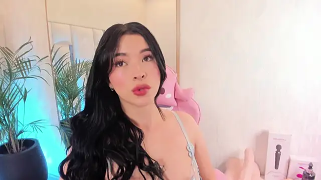 Snapshot of imnikaa_ chatting on June 22, 2026, 12:35 pm imnikaa online show from June 22, 2026, 12:35 pm