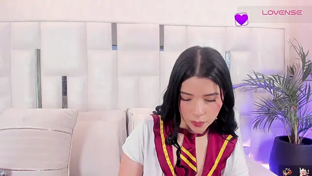 Snapshot of imnikaa_ chatting on July 10, 2026, 3:36 pm imnikaa online show from July 10, 2026, 3:36 pm