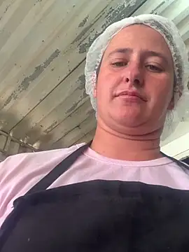 lolitaloira2 online show from April 16, 2026, 3:13 pm