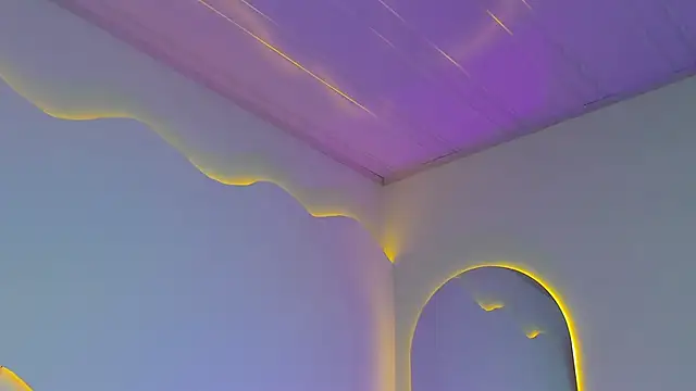 Snapshot of MiaMalcova__ chatting on May 1, 2026, 8:35 pm MiaMalcova online show from May 1, 2026, 8:35 pm