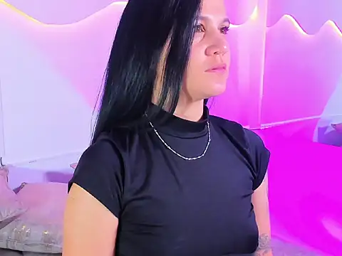 Snapshot of MiaMalcova__ chatting on May 16, 2026, 7:01 pm MiaMalcova online show from May 16, 2026, 7:01 pm