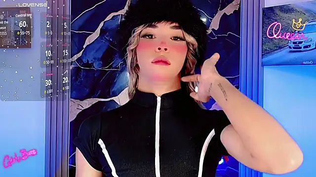 moon sweet- online show from May 26, 2026, 3:35 am