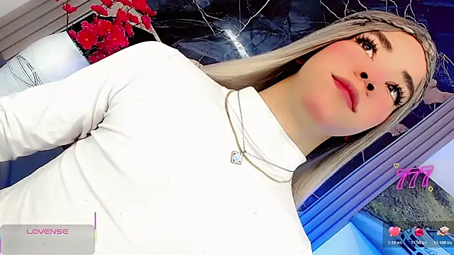 Snapshot of moon_sweet- chatting on June 27, 2026, 3:22 am moon sweet- online show from June 27, 2026, 3:22 am