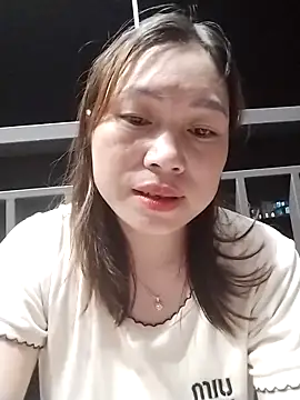 Cong2211 online show from April 16, 2026, 1:12 pm