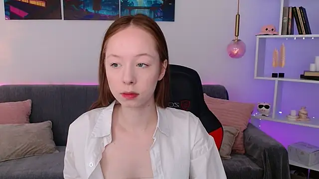 Snapshot of AdeleLang chatting on May 4, 2026, 4:08 am AdeleLang online show from May 4, 2026, 4:08 am