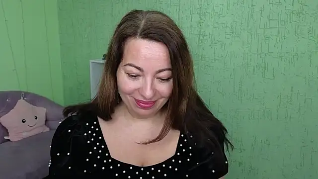 Snapshot of Zoe_Zephyr chatting on May 2, 2026, 5:23 am Zoe Zephyr online show from May 2, 2026, 5:23 am
