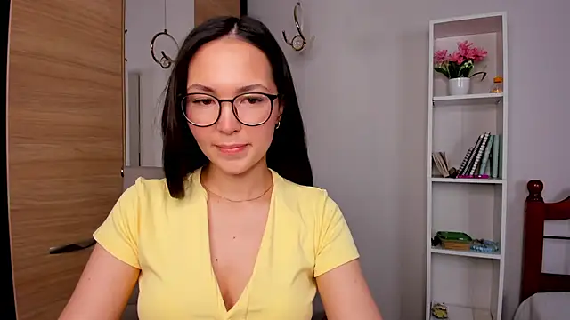 Snapshot of ameliyaa_sun chatting on May 23, 2026, 3:23 am ameliyaa sun online show from May 23, 2026, 3:23 am