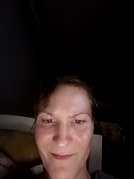 AnnieNet online show from April 28, 2026, 8:14 pm