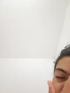 Snapshot of nikybroos chatting on April 16, 2026, 2:18 pm nikybroos online show from April 16, 2026, 2:18 pm