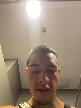 willclayy online show from June 3, 2026, 2:33 pm
