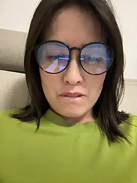 Snapshot of Faye-baby chatting on May 7, 2026, 3:17 pm Faye-baby online show from May 7, 2026, 3:17 pm