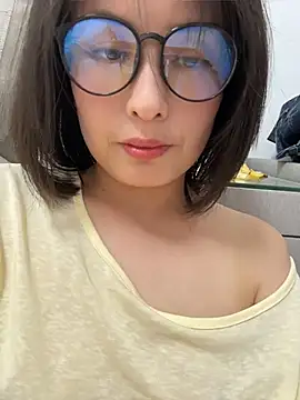 Faye-baby online show from June 10, 2026, 3:22 pm