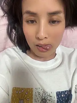 Faye-baby online show from June 17, 2026, 3:57 pm