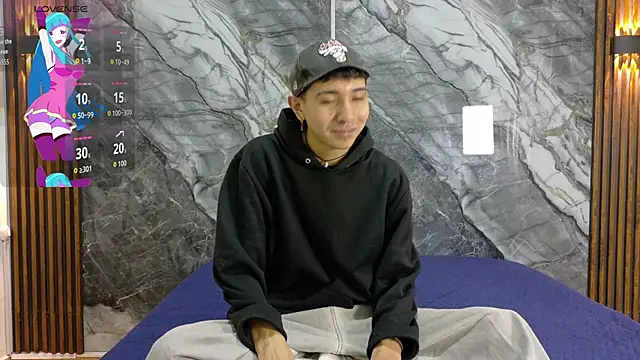 Snapshot of NoahWalker__ chatting on June 8, 2026, 11:10 am NoahWalker online show from June 8, 2026, 11:10 am