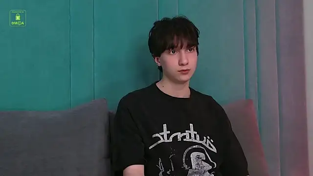 Finn Black online show from April 23, 2026, 7:27 pm