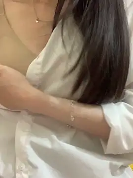 Snapshot of Summ_vn chatting on May 8, 2026, 2:00 pm Summ vn online show from May 8, 2026, 2:00 pm