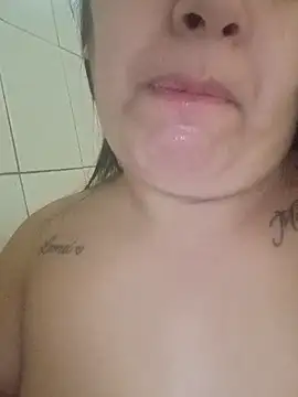melones3 online show from May 5, 2026, 9:34 pm