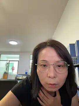 lisha521 online show from June 16, 2026, 1:08 am