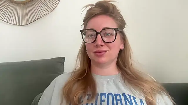 Snapshot of arielsweetieee chatting on June 28, 2026, 8:53 am arielsweetieee online show from June 28, 2026, 8:53 am