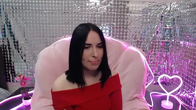 MadamSofi online show from April 17, 2026, 10:07 am