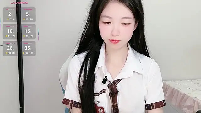 XiaoMei-iiiiii online show from April 16, 2026, 6:09 pm