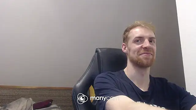 Snapshot of Milkyman7 chatting on November 12, 2025, 8:52 pm Milkyman7 online show from November 12, 2025, 8:52 pm