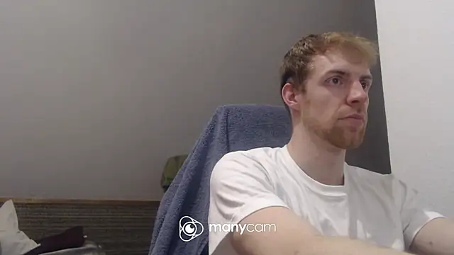 Snapshot of Milkyman7 chatting on December 13, 2025, 8:36 pm Milkyman7 online show from December 13, 2025, 8:36 pm