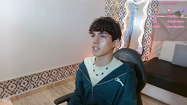 Damian tay online show from April 22, 2026, 11:45 am