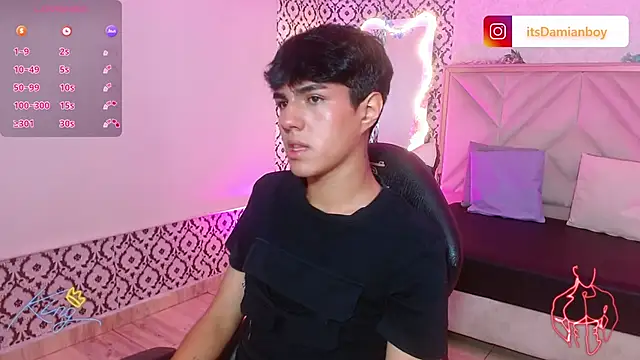 Snapshot of Damian_tay chatting on June 27, 2026, 12:22 pm Damian tay online show from June 27, 2026, 12:22 pm