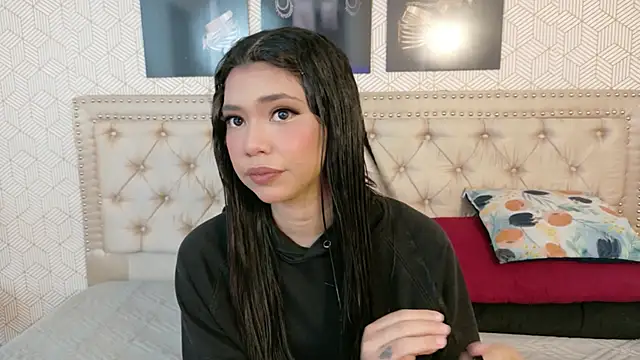 Snapshot of Nathy_Pelaez chatting on April 30, 2026, 3:24 am Nathy Pelaez online show from April 30, 2026, 3:24 am