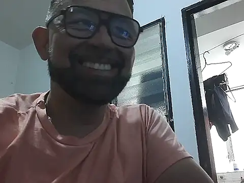 CarlossexVen online show from May 14, 2026, 2:46 pm