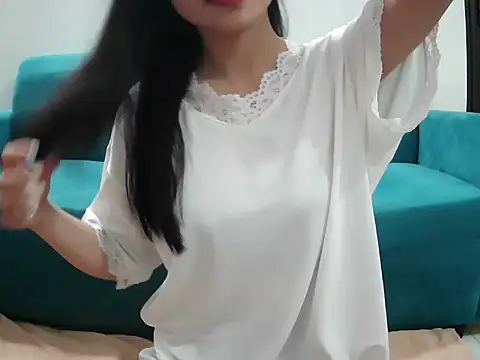 July Sexy09 online show from May 25, 2026, 4:02 pm