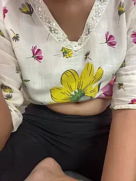 missnaina1 online show from June 27, 2026, 6:57 pm