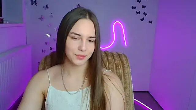 Snapshot of Kyara_ra chatting on June 19, 2026, 5:23 am Kyara ra online show from June 19, 2026, 5:23 am