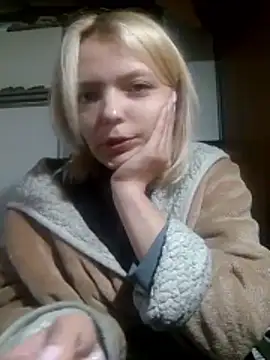 kisssyla online show from April 17, 2026, 5:16 pm