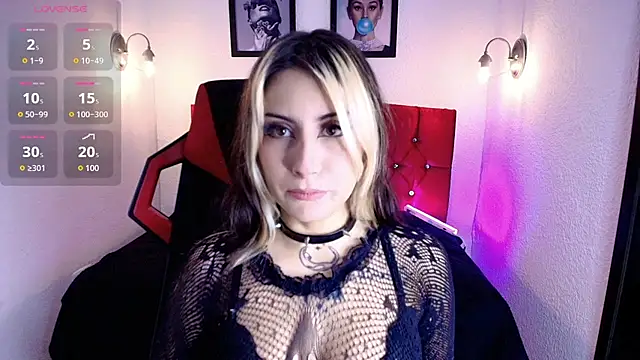aliceinflames online show from May 6, 2026, 9:09 pm