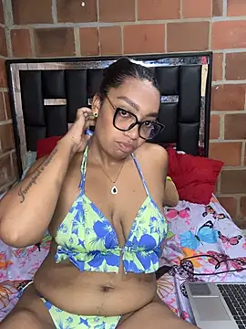  Piel Canela online show from June 3, 2026, 2:03 am