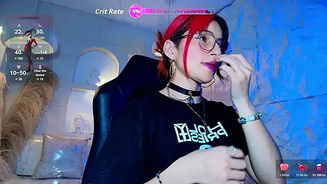 Moon Red r online show from May 2, 2026, 8:03 pm