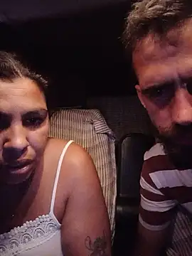 Snapshot of mujerymarido chatting on May 25, 2026, 10:49 pm mujerymarido online show from May 25, 2026, 10:49 pm