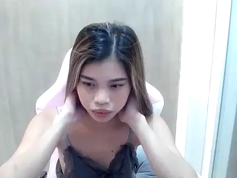 Snapshot of sweety_katexx chatting on May 21, 2026, 5:25 am sweety katexx online show from May 21, 2026, 5:25 am