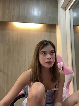 Snapshot of sweety_katexx chatting on June 5, 2026, 1:28 pm sweety katexx online show from June 5, 2026, 1:28 pm